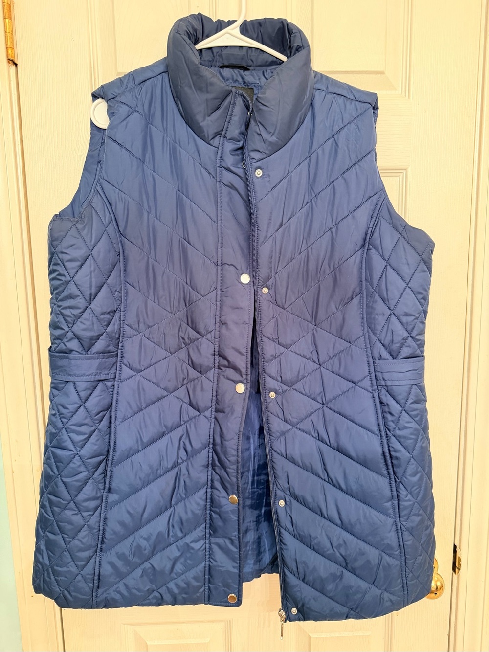 Weatherproof Quilted Sleeveless Puffer Vest - Navy Blue